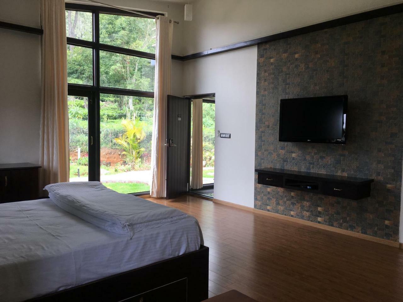 Silvertip Cafe & Homestay Kotagiri Exterior photo
